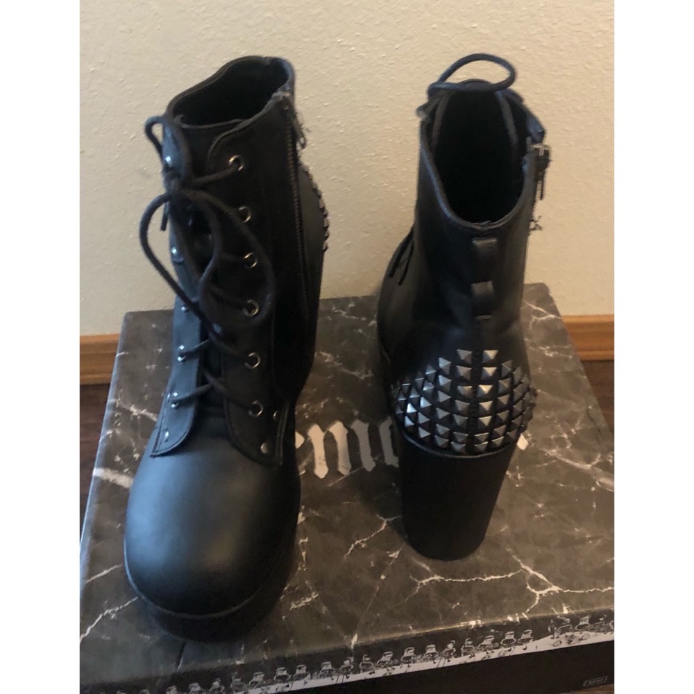 Poison 101 5” Heel Ankle Boot